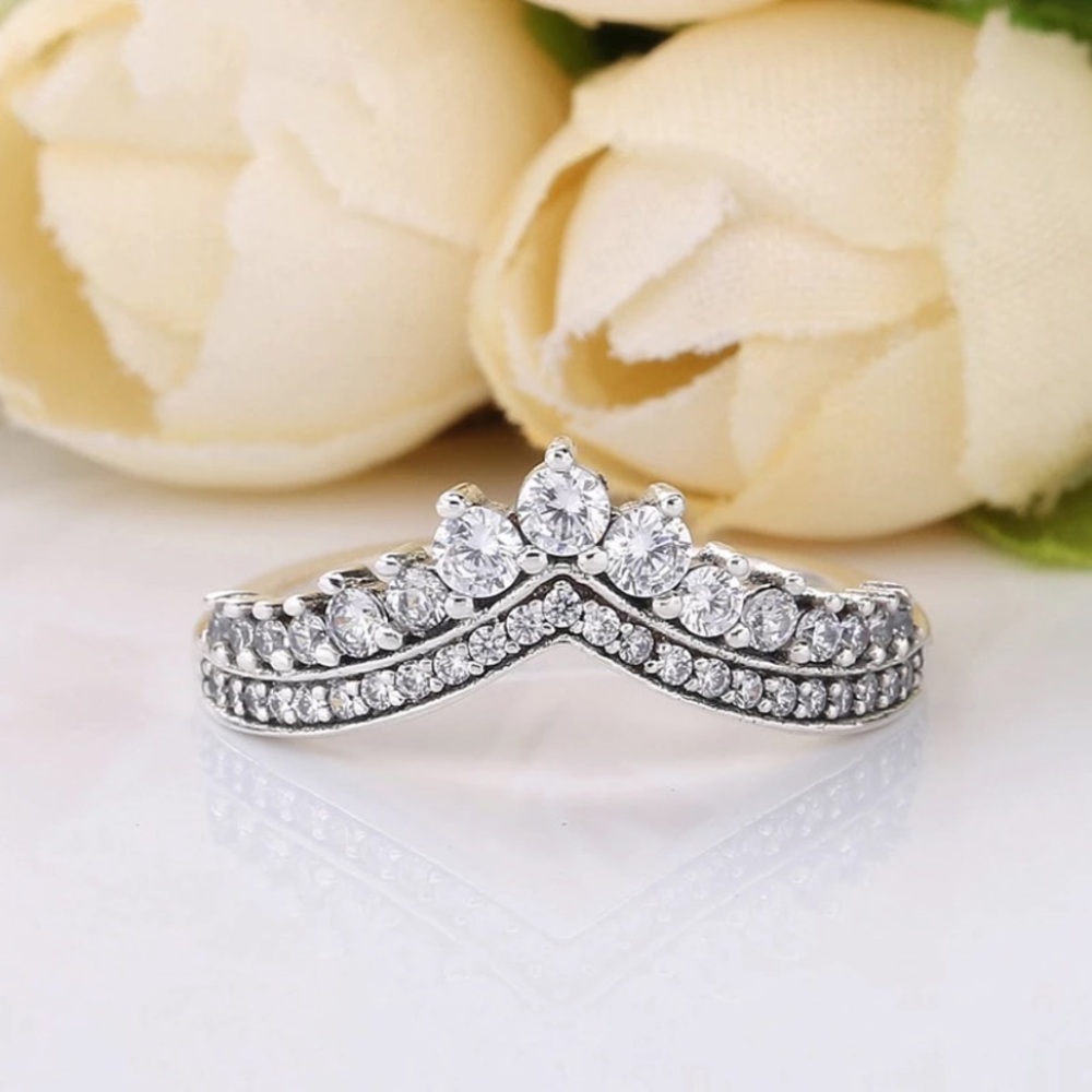 Sale 925 Sterling CZ Ring - Picture 4 of 7